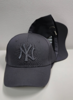 New York Yankees Baseball Cap Adjustable Snapback Hat Trendy Streetwear Style for Men and Women